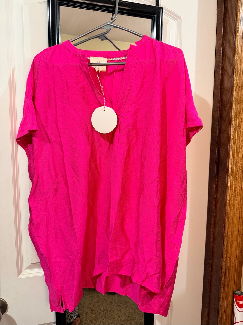NWT Umgee Hot Pink V-Neck Short Sleeve Tunic